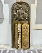 Antiek 1920-1930 borstelrek Volendam Latoen koper borstels, Antiek en Kunst, Ophalen of Verzenden