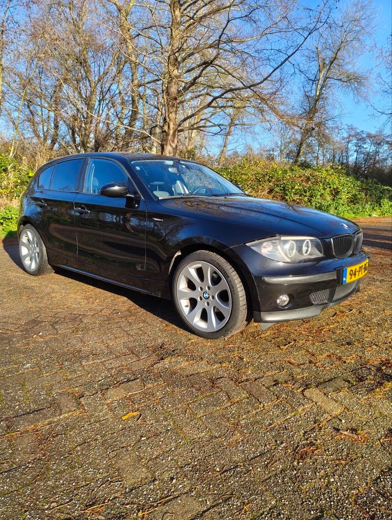 BMW 1-Serie 1.6 I 116 2004 Zwart, Auto's, BMW, Particulier, 1-Serie, Benzine, D, Hatchback, Handgeschakeld, Origineel Nederlands
