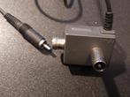 RF AV kabel Snsp-003, Spelcomputers en Games, Spelcomputers | Nintendo NES, Ophalen of Verzenden, Zo goed als nieuw, Met 1 controller