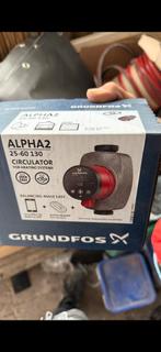Nieuwe alpha2 25-60-130 circulatiepomp, Doe-het-zelf en Verbouw, Verwarming en Radiatoren, Minder dan 30 cm, Overige typen, Nieuw