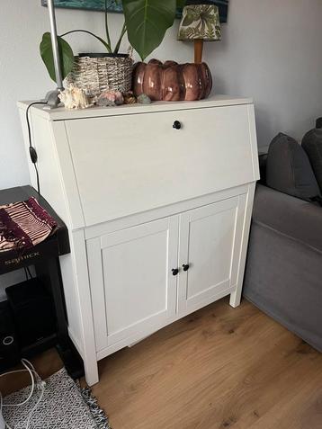 Ikea kast secretaire beschikbaar voor biedingen