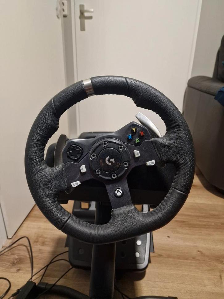Complete race sim Logitech G920 + games, Spelcomputers en Games, Spelcomputers | Xbox | Accessoires, Zo goed als nieuw, Xbox Original