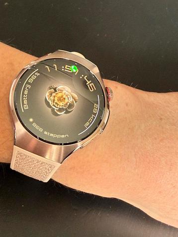 Huawei watch 5 42mm rosegoud met bon beschikbaar voor biedingen