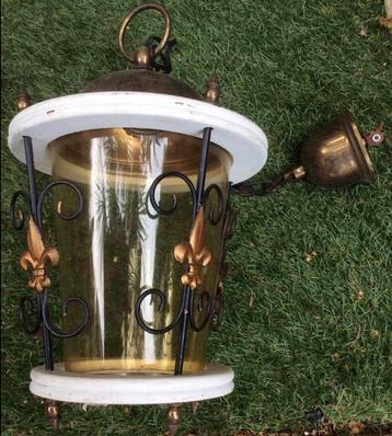 VINTAGE IJZEREN HANGLAMPJE MET KUNSSTOF KAPJE. beschikbaar voor biedingen