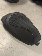 Vespa sprint mono zadel NIEUW! Zwart! Blauw sticksel, Ophalen of Verzenden, Zo goed als nieuw, Zadel, Vespa