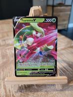 Tsareena V - Fusion Strike #021/264, Hobby en Vrije tijd, Verzamelkaartspellen | Pokémon, Ophalen of Verzenden, Zo goed als nieuw