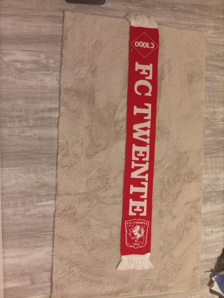 FC Twente Sjaal met Handtekening van Pröpper, Ophalen of Verzenden, Gebruikt, Clubaccessoires