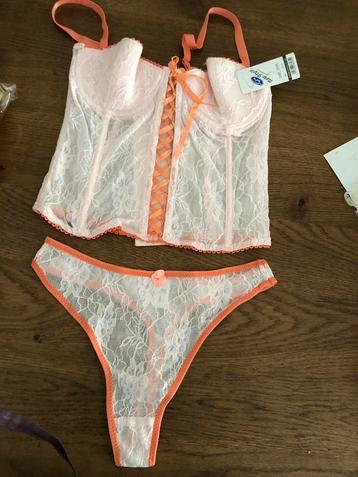 Nieuw Crop bustiere set roze en oranje, 42/95b slip L  beschikbaar voor biedingen