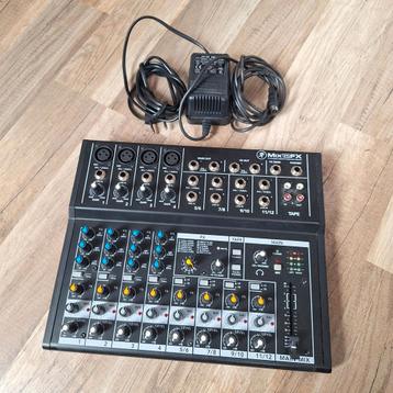 Mackie Mix12FX – Compacte mixer met ingebouwde effecten beschikbaar voor biedingen