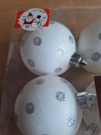 Witte kerstballen met glitter stip, Evora, Onbekend, Nieuw, Ophalen of Verzenden