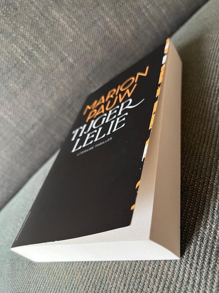 Marion Pauw - Tijgerlelie. (2023), Boeken, Thrillers, Zo goed als nieuw, Ophalen of Verzenden