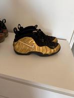 Nike Air Foamposite Pro Gold - Maat 44,5, Kleding | Dames, Schoenen, Overige kleuren, Nike, Ophalen of Verzenden, Sneakers of Gympen