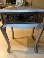 zilver nachtkastje, Huis en Inrichting, Slaapkamer | Nachtkastjes, Ophalen, Gebruikt, Kunststof, Minder dan 45 cm