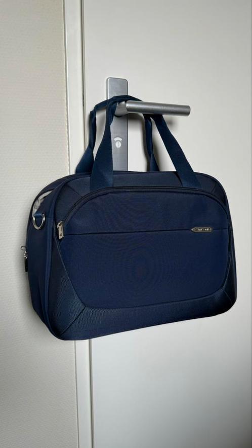 Samsonite toilettas - B-LITE 3 BEAUTY CASE Blauw, Sieraden, Tassen en Uiterlijk, Tassen | Reistassen en Weekendtassen, Zo goed als nieuw
