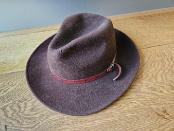 Vintage klassieke Italiaanse hoed 100 % wol beschikbaar voor biedingen