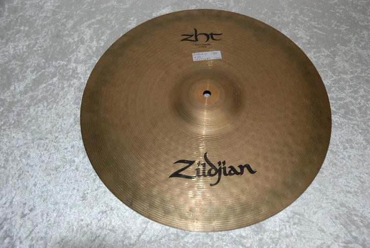 Zildjian ZHT fast crash bekken 1178gr 17 inch  <25252086>, Muziek en Instrumenten, Instrumenten | Onderdelen, Gebruikt, Drums of Percussie