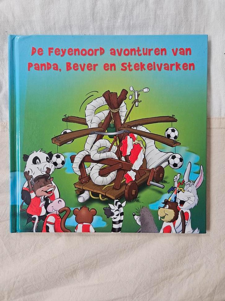 Feyenoord Avonturen Panda, Bever, Stekelvarken, Boeken, Kinderboeken | Jeugd | onder 10 jaar, Gelezen, Fictie algemeen, Ophalen of Verzenden