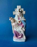 Antiek porseleinen beeldje: Maria en Jezus, Piëta, Antiek en Kunst, Ophalen of Verzenden