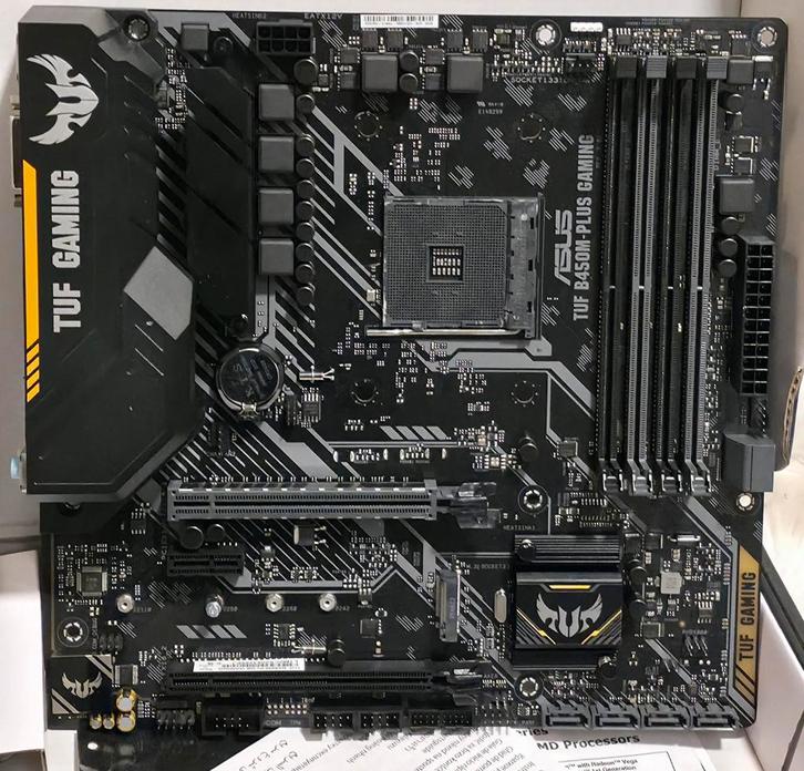 ASUS TUF B450M-PLUS GAMING Moederbord, Computers en Software, Moederborden, Gebruikt, AMD, DDR4, Ophalen of Verzenden