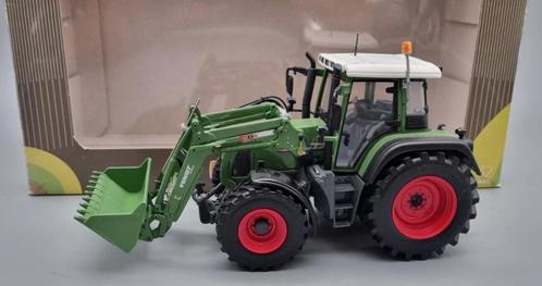 Fendt 415 Vario TMS met voorlader, Hobby en Vrije tijd, Modelauto's | 1:32, Zo goed als nieuw, Tractor of Landbouw, Universal Hobbies