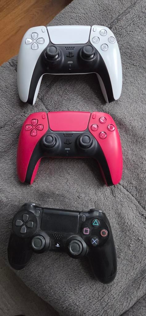 Spelcomputer controls playstation, Spelcomputers en Games, Spelcomputers | Sony PlayStation 5, Ophalen of Verzenden, Zo goed als nieuw