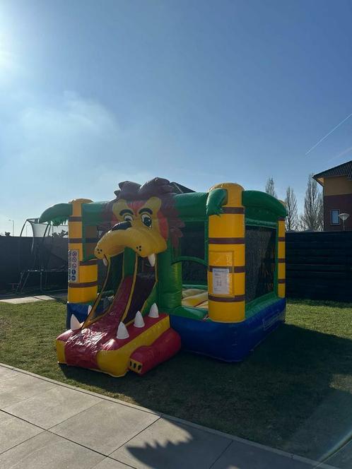 Mini multiplay leeuw en jungle springkussen, Hobby en Vrije tijd, Feestartikelen | Verhuur, Zo goed als nieuw, Ophalen of Verzenden