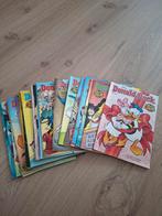 23 Donald Duck Weekbladen uit 2022, Gelezen, Ophalen of Verzenden, Disney, Meerdere stripboeken