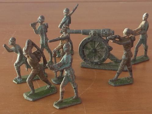 Acht soldaten en kanon antiek speelgoed uit Engeland van tin, Antiek en Kunst, Antiek | Speelgoed, Ophalen of Verzenden