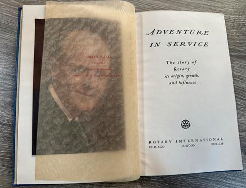 Adventure in Service - Rotary International, 1947, Boeken, Politiek en Maatschappij, Gelezen, Ophalen of Verzenden