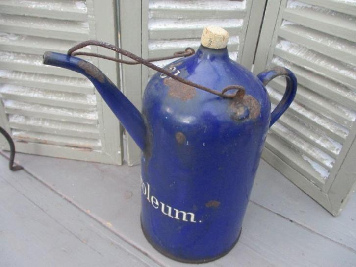 Antieke Petroleumkan, v.a 25,00e, Antiek en Kunst, Antiek | Gereedschap en Instrumenten, Ophalen of Verzenden