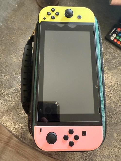 Nintendo switch, Spelcomputers en Games, Spelcomputers | Nintendo Switch, Zo goed als nieuw, Switch Original, Ophalen of Verzenden