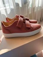 Niewe Royal Republiq sneakers 37, Kleding | Dames, Schoenen, Nieuw, Ophalen of Verzenden, Sneakers of Gympen, Roze