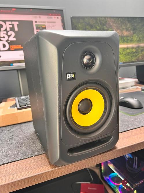 KRK Classic 5 met gebruikerssporen, Muziek en Instrumenten, Versterkers | Keyboard, Monitor en PA, Zo goed als nieuw, Minder dan 500 watt