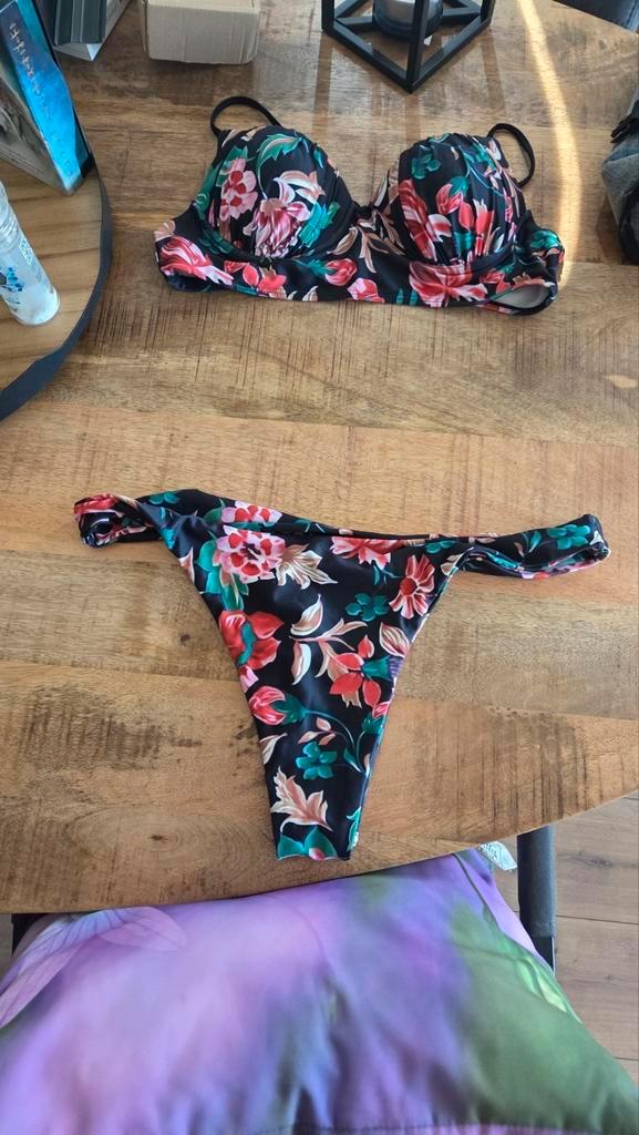 Bohemian Floral Bikini Set – Cup A t/m C, Kleding | Dames, Badmode en Zwemkleding, Zo goed als nieuw, Bikini, Zwart, Ophalen of Verzenden
