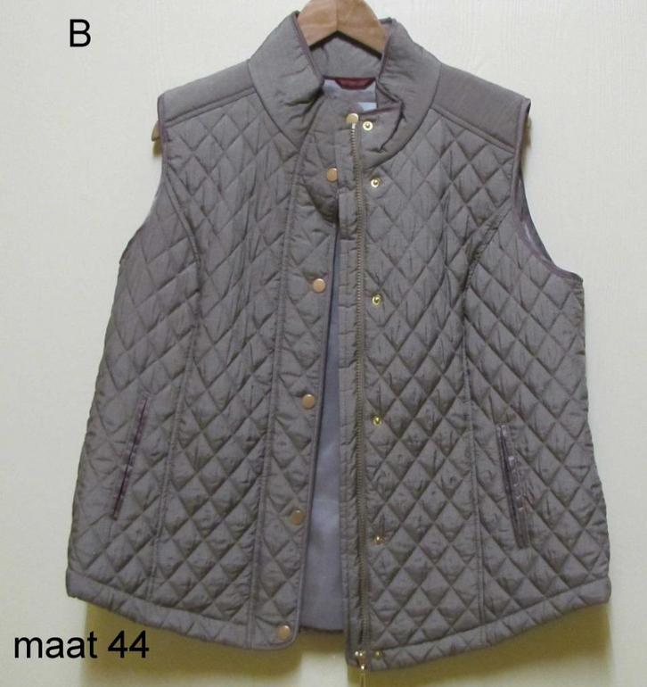Bodywarmer M&S groen/beige/grijs 44, Kleding | Dames, Bodywarmers, Zo goed als nieuw, Maat 42/44 (L), Overige kleuren, Ophalen of Verzenden