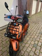 FULL OPTION! VESPA SPRINT 2020! CUSTOM COLOUR!, Fietsen en Brommers, Scooters | Vespa, Benzine, Maximaal 45 km/u, Zo goed als nieuw