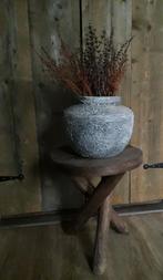 Bloempot betonlook/ stoer/ landelijk, Ophalen of Verzenden, Zo goed als nieuw