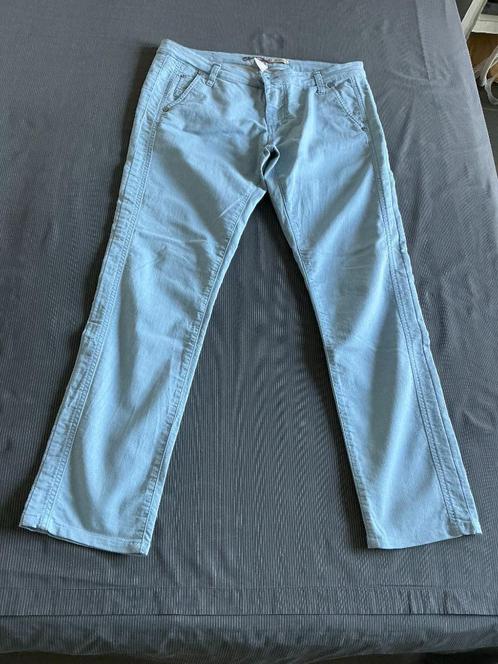 Please,  Stoere lichtblauwe damesbroek, mt 40, Kleding | Dames, Blouses en Tunieken, Zo goed als nieuw, Maat 38/40 (M), Blauw