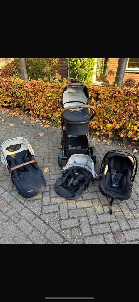 Nuna Demi Grow Kinderwagen, Kinderen en Baby's, Kinderwagens en Combinaties, Zo goed als nieuw, Combiwagen, Overige merken, Met reiswieg