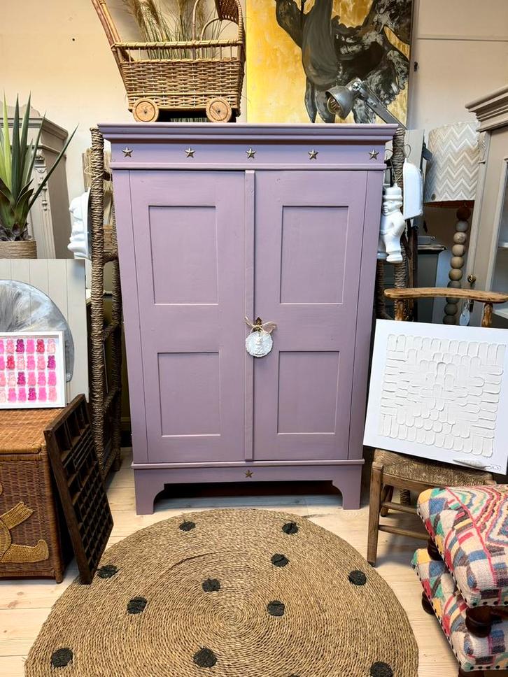 Linnenkast meidenkast kledingkast roze biedermeier babykamer, Kinderen en Baby's, Kinderkamer | Commodes en Kasten, Zo goed als nieuw