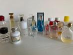 Zeventien miniatuur parfumflesjes, Verzamelen, Parfumverzamelingen, Ophalen of Verzenden, Gebruikt, Miniatuur