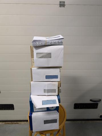 enveloppen beschikbaar voor biedingen
