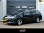 Toyota Auris Touring Sports 1.8 Hybrid Aspiration NAVI/CLIMA, 28 km/l, Gebruikt, Zwart, Origineel Nederlands