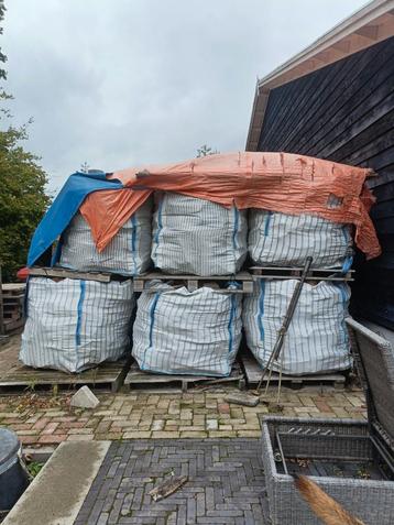 haardhout beschikbaar voor biedingen