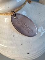 Leuke witte Riverdale vaas, Huis en Inrichting, Woonaccessoires | Vazen, Gevondenengemaakt@gmail.com, Riverdale, Wit, Aardewerk of Porselein