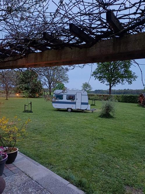 Caravan Adria 390T compleet en gepimpt, Caravans en Kamperen, Caravans, Particulier, tot en met 4, Treinzit, Adria, Koelkast, Luifel