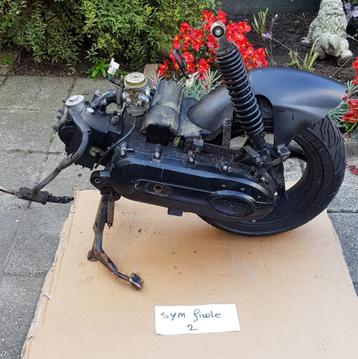 Sym Fiddle 2 motor blok beschikbaar voor biedingen