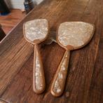 Antieke Kapset Spiegel en Borstel  28 en 24 cm groot, Antiek en Kunst, Ophalen of Verzenden