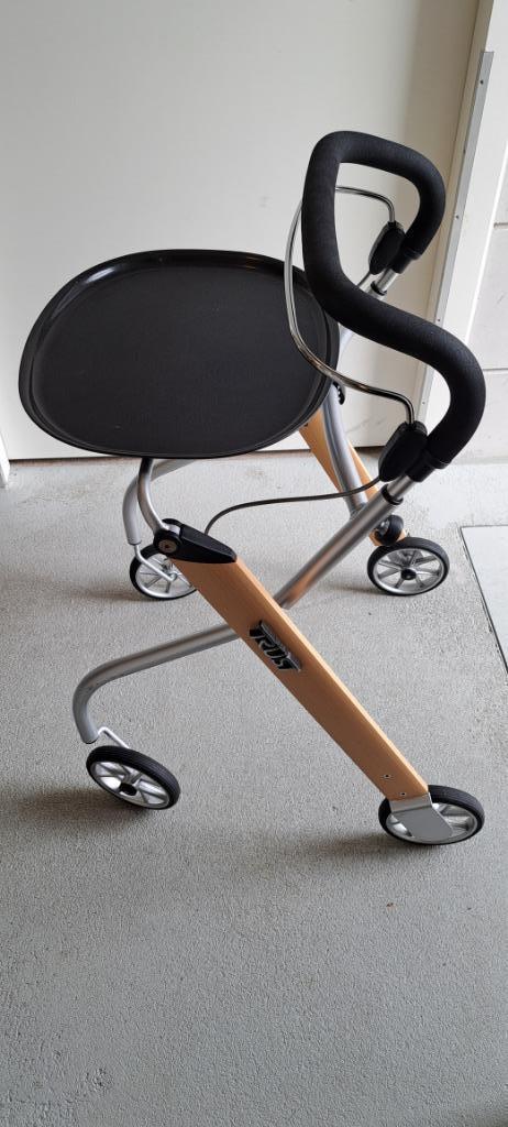 rollator, Diversen, Rollators, Zo goed als nieuw, Lichtgewicht, Ophalen