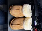 Uggs pantoffels Maat 36, UGG, Bruin, Ophalen of Verzenden, Zo goed als nieuw
